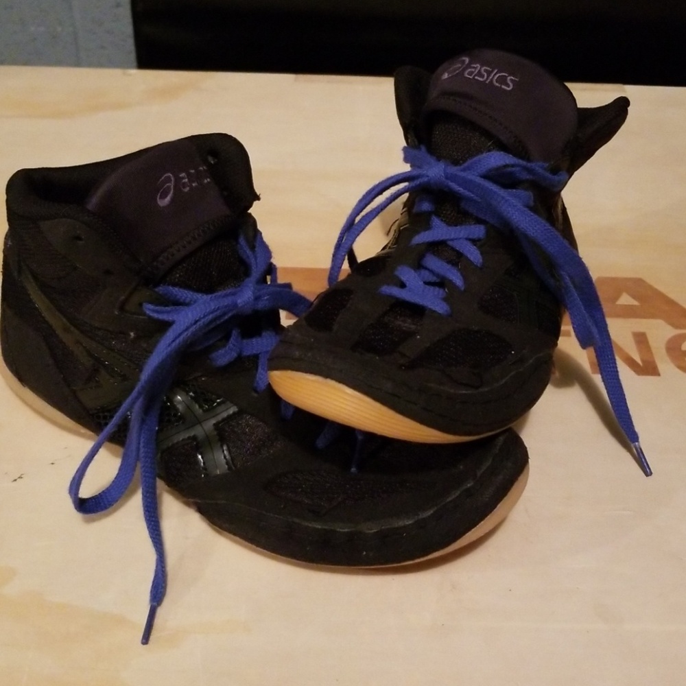 Ascics Wrestling Shoes